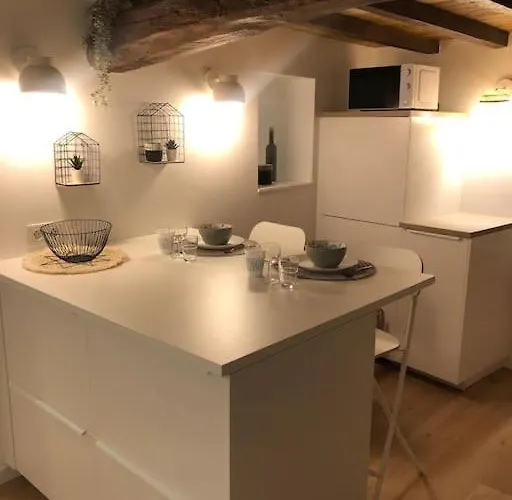 Maisonnette La Petite Jeanne Holiday home Boves